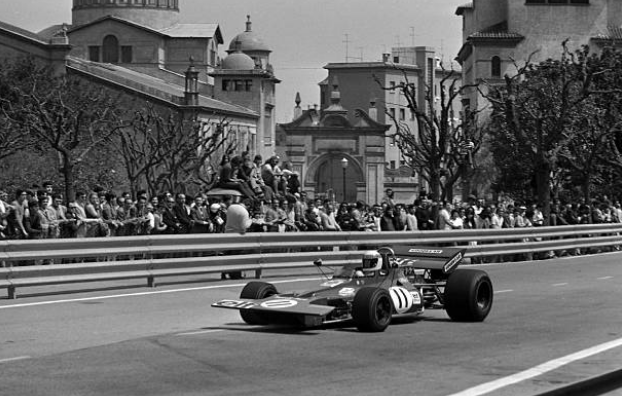 FormulaGEB's tweet image. 🏁 #Formula1 #F1 #EfemerideGEB #DatoGEB

18 abril 1971

El británico Jackie Stewart gana el Grand Prix de España y logra su victoria 13° en F1.

Le dio su primer triunfo al equipo Tyrrell en Formula 1.

Chris Amon terminó 3°, logrando su 10° podio y 20° para el equipo Matra.