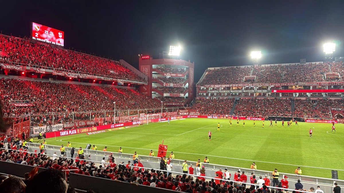 AlcainG's tweet photo. El rendimiento que tenía que tener en un partido determinante.
#Independiente superó con muchos argumentos a Defensa.
Generó muchas situaciones y pudo ganarlo por más.
Gutierrez, Marcone, Ávalos puntos muy altos. Buenos ingresos de Tempone y Millán.
Se consolida entre los 8. https://t.co/7Ok9AtaSKJ