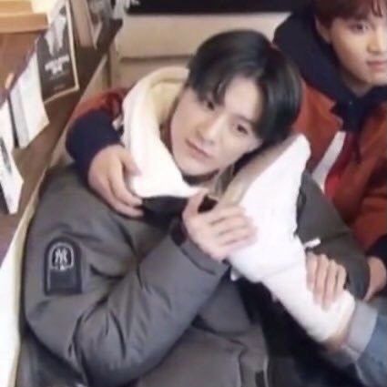 🐈‍⬛ tweet media