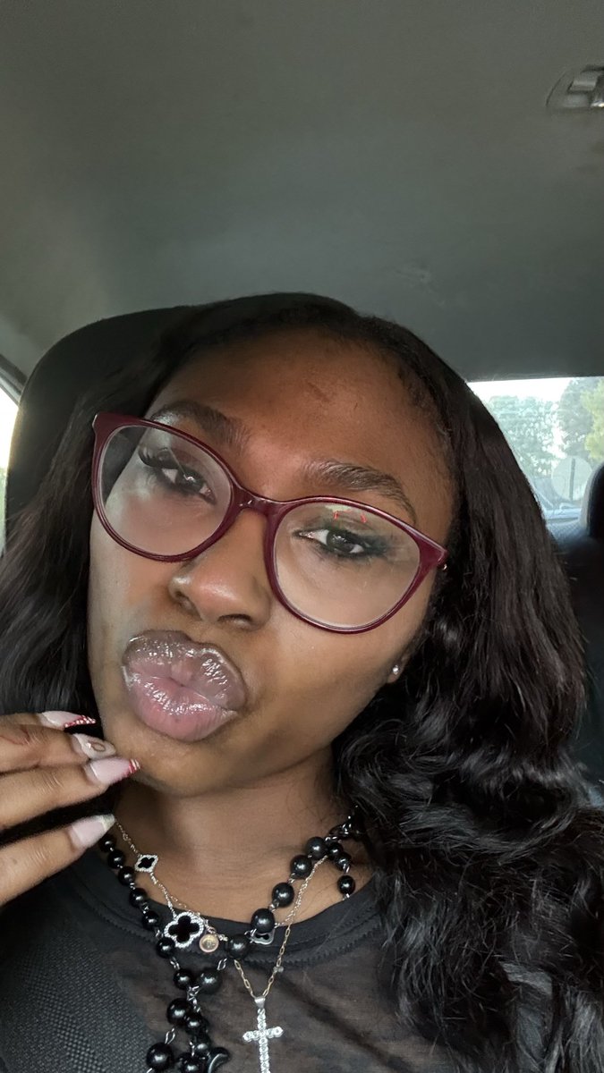 idktbh1099's tweet image. 