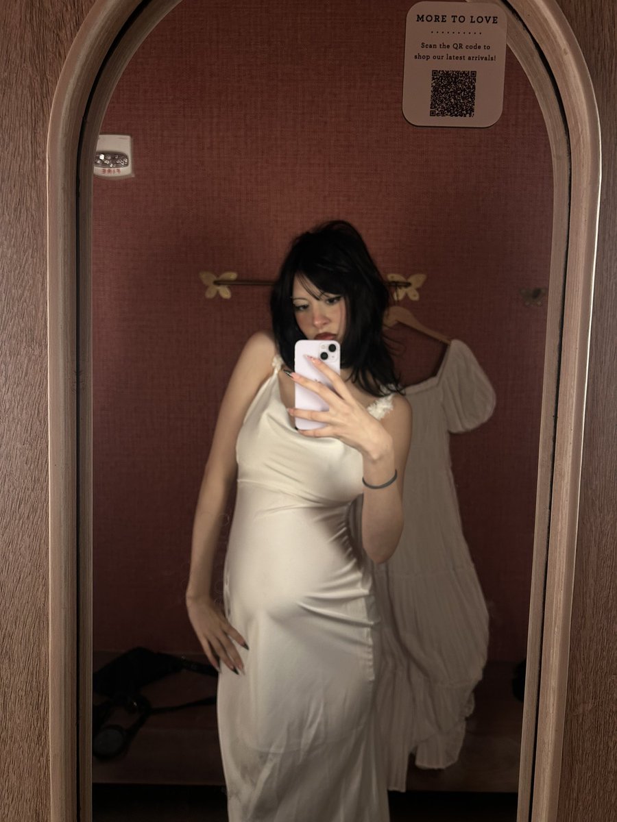 visionarysexy's tweet image. found this beautiful dress need 200 dollars #paypig #money #femdom #suggardaddy