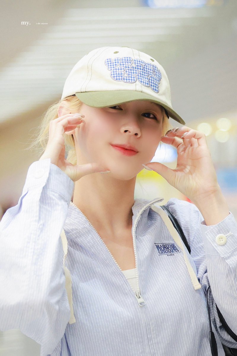 260419 ICN💚🧢

고생해쏘🩵

#아이들 #idle                       
#미연 #MIYEON