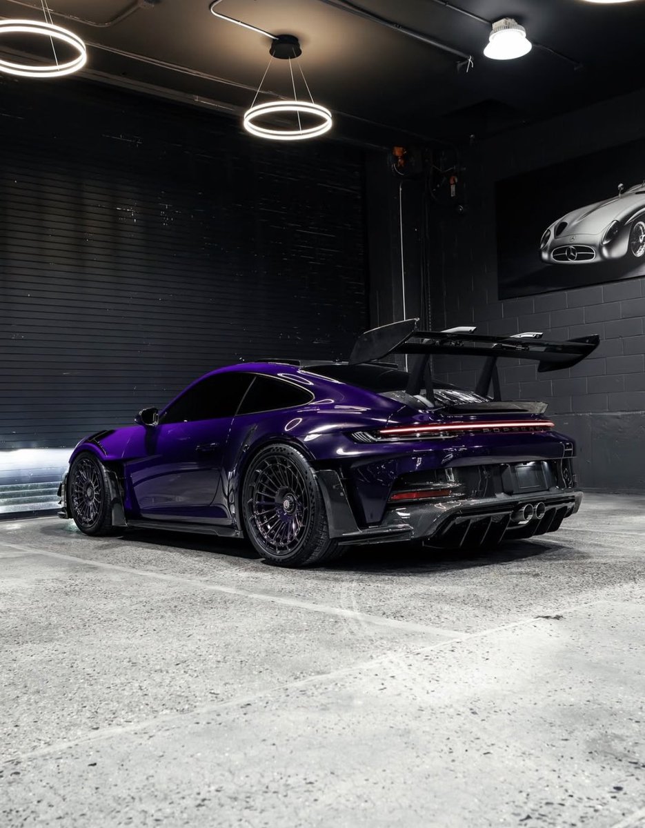 LUX Cars tweet media