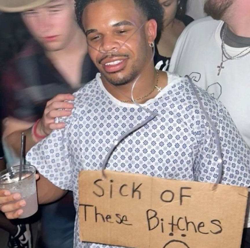 'Stro Dogg tweet media