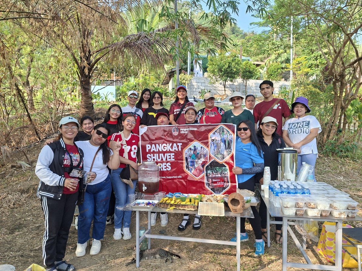 PangkatShuvee's tweet photo. Happening now at our Tree Planting here at Gabriel's Sanctuary. 

PANGKAT SHUVEE TREE PLANTING
#ShuveeEtrata | Shuvee Etrata https://t.co/YotI60DjRf