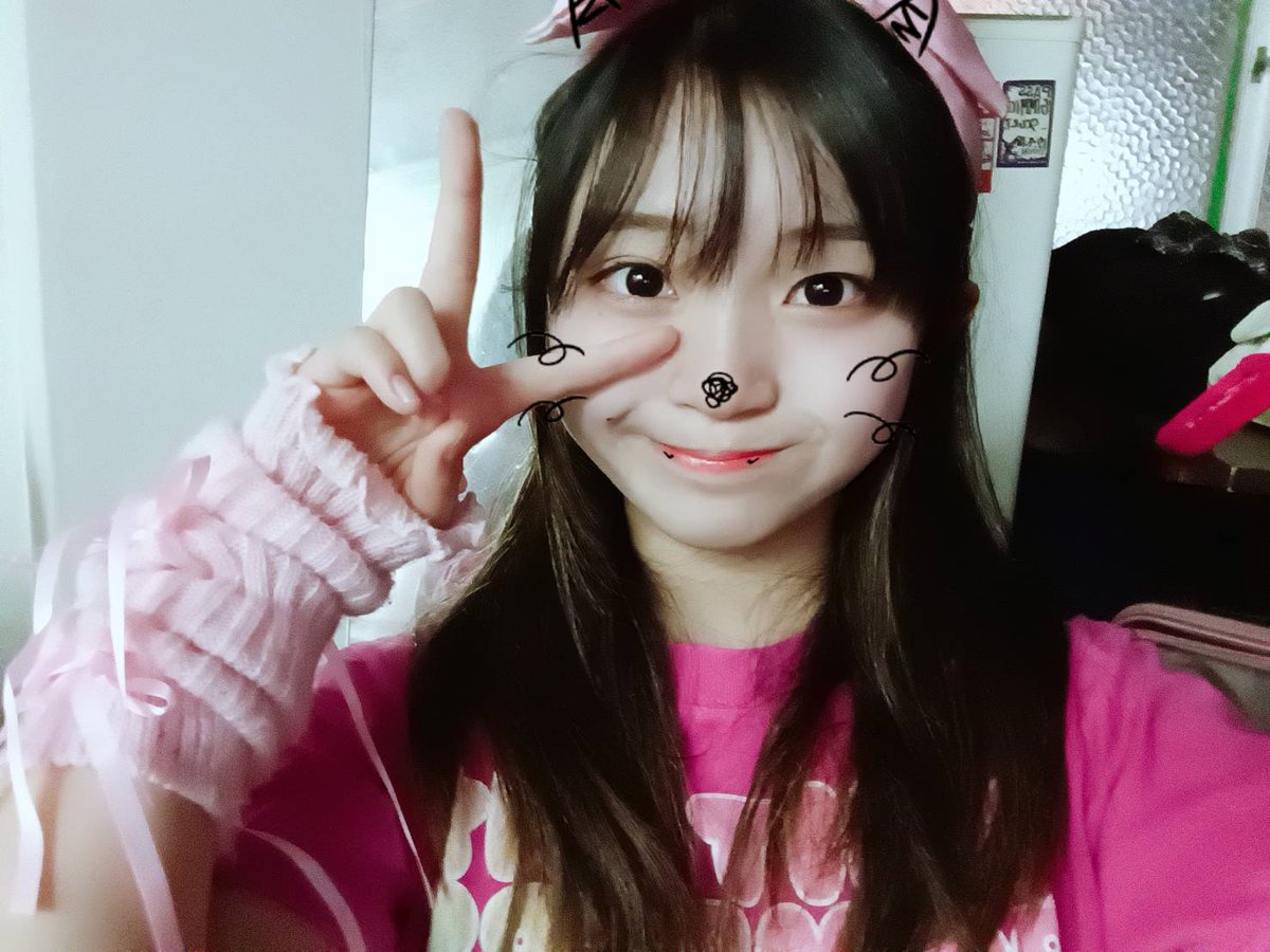 おはようございます😊
本日のLIVEは湊町リバープレイスです♥
2時半かられあにゃは出演します✨
たくさんの方に会えるのを
楽しみにしています🥰
 #れあにゃ
 #癒し担当