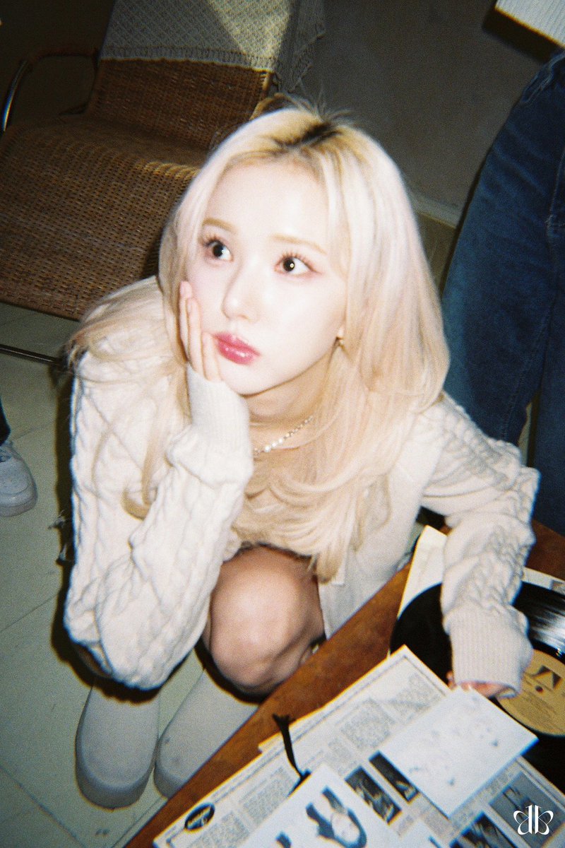 syyvvz_'s tweet photo. #EUNHA #은하 #VIVIZ #비비지
@VIVIZ_official https://t.co/HVCoCGEOxW