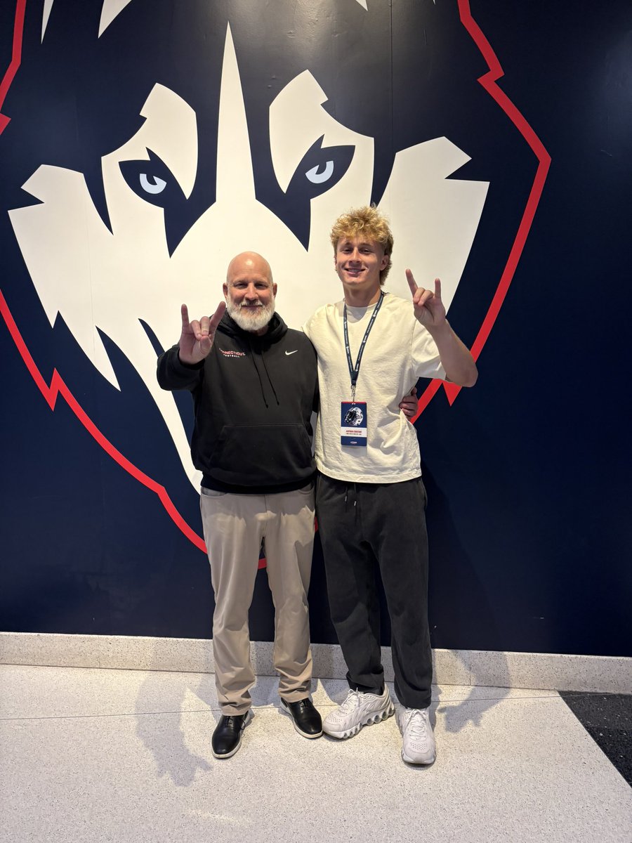 Austan Cristiaan tweet media