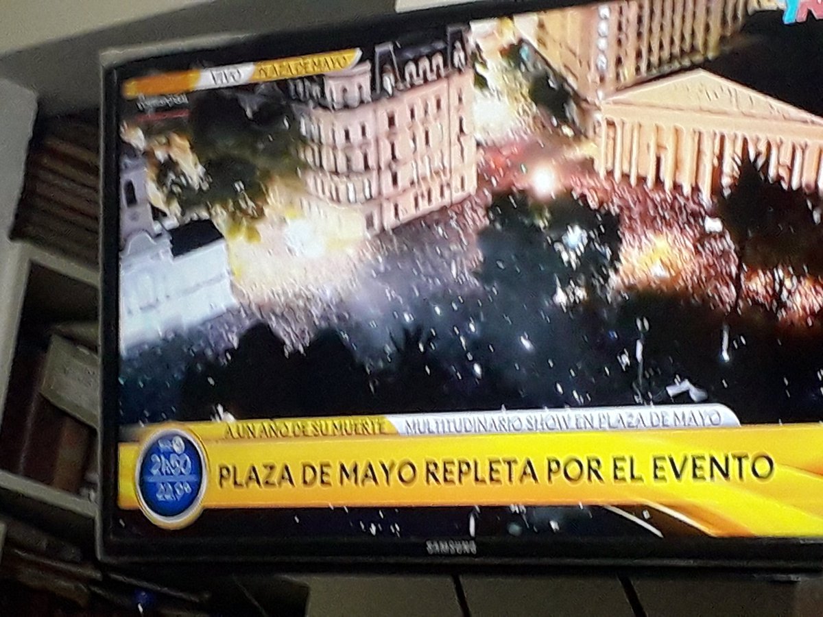 chisp7's tweet image. Necesitamos un #curadj #dj en la #politica que opina ud mi amigo @LordMurielo jaja mueva mueva 😁😁😁😁😁😁😉