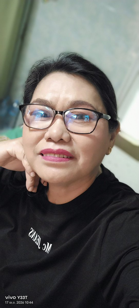PhulPhrrni's tweet photo. คิดมากอะมันไม่ดี แต่ถ้าคิดถึงพี่อะมันดีมาก https://t.co/JSR17KEhnL