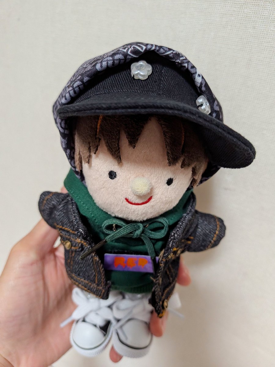 miii24611's tweet image. みゆくんのpostにも載ってたから出しちゃうけど、ニットバッグしっかりしてるしサイズも良いしめちゃくちゃ可愛い🥹💕
使いまくろ🫶
なんなら今回のグッズで1番好きです👏
クロスのヘッド使い色々🤣
ファッション好きなので楽しいです！
#入野自由
#HumorisHuman
#コロミユぬい活部