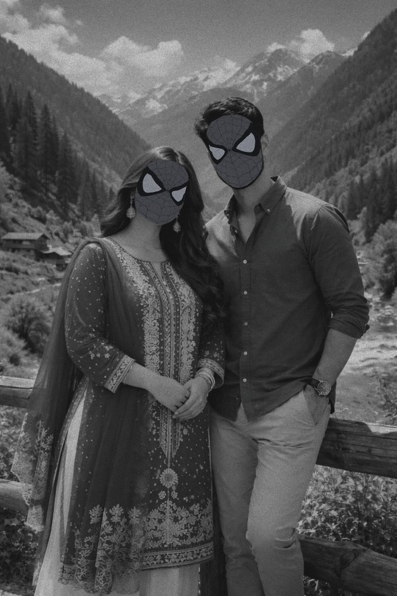 Couple (Pak) tweet media