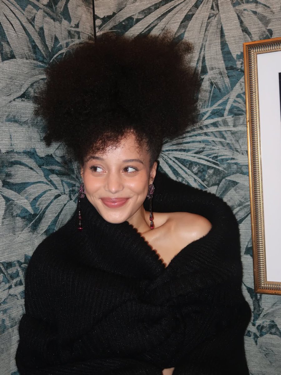 󠁯best of chase infiniti tweet media