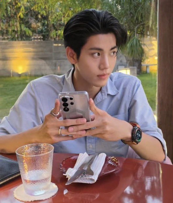 ส้มโช๋กุ๋นไปหล่นบ้านโก๋สอง 🍊🏡🌳 tweet media