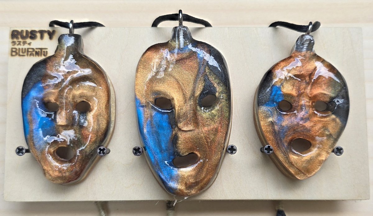 BluPantu tweet media