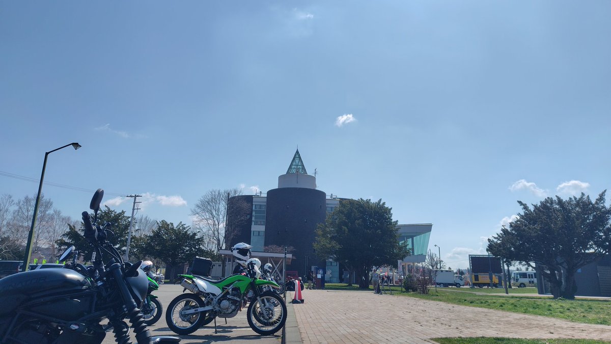 たこすけ&400X🐬 ♌🌽🎧🔧🎤👑💅✨🍓🩵ホロのオモ写撮ってる人 tweet media