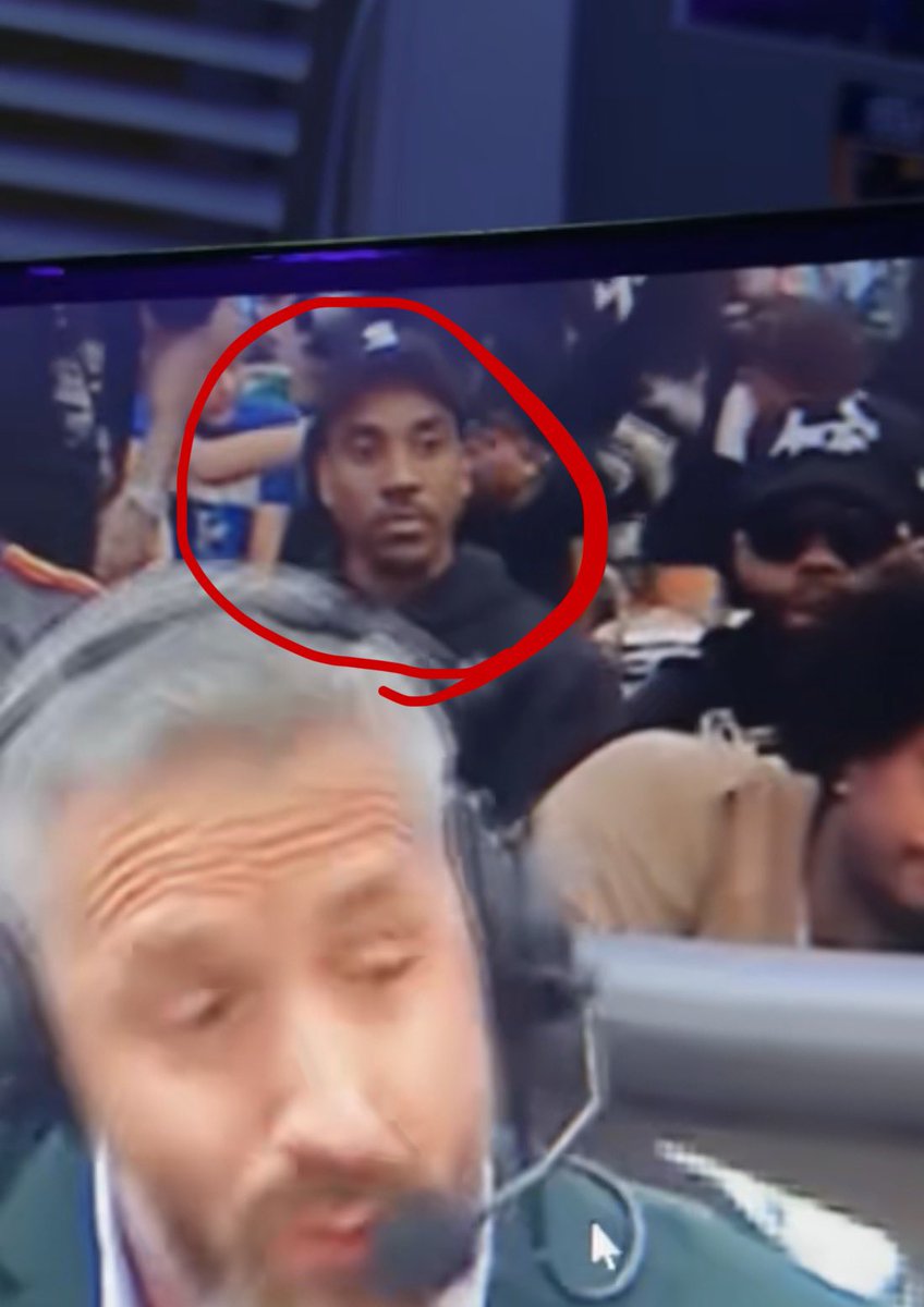 Jeff Teague really be EVERYWHERE😭✌️ #WrestleMania