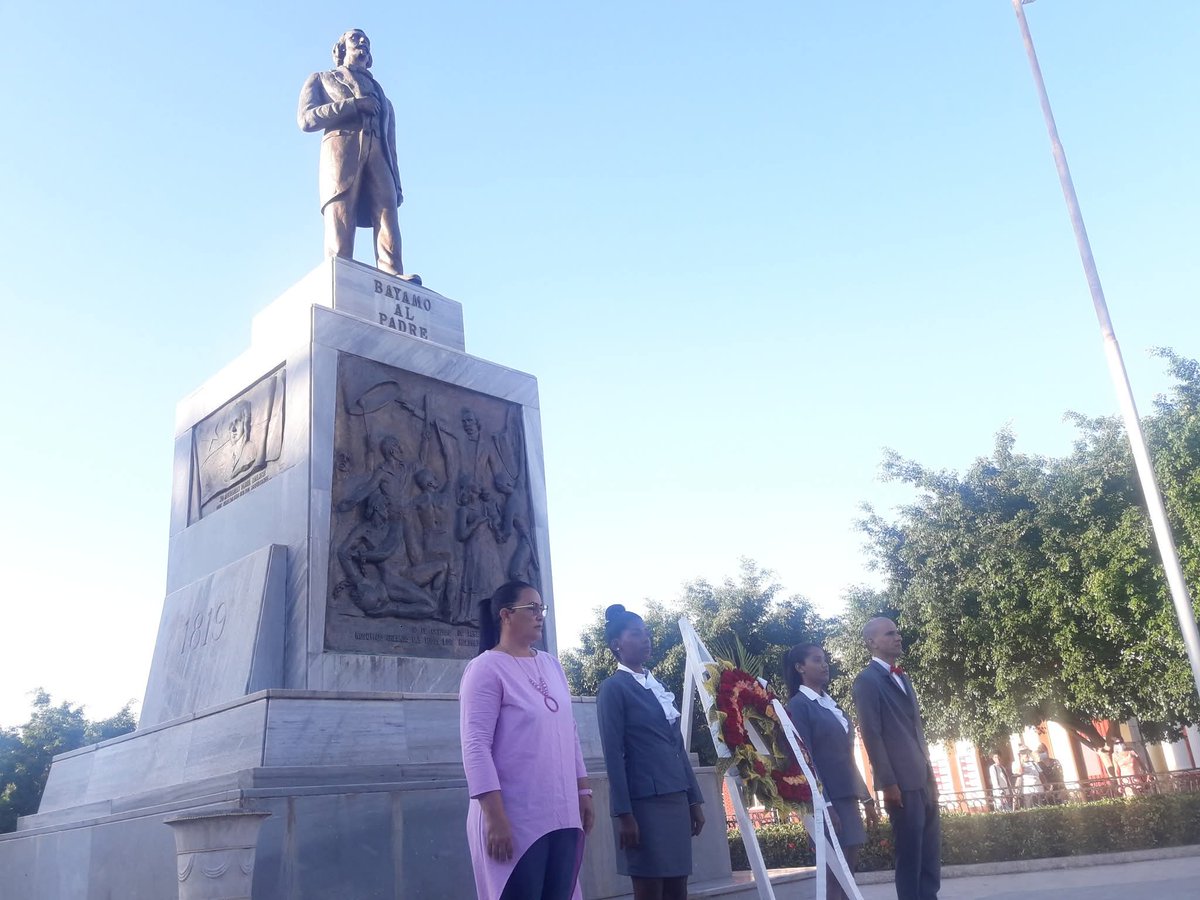 Hoy recordamos  al Padre de la Patria. Para los bayameses, su legado tiene un significado aún más profundo: es orgullo, identidad y compromiso con la historia que nos define. Céspedes no solo liberó a sus esclavos, sino que abrió el camino hacia la independencia.
<a href="/dmebayamo/">Dirección General de Educación Bayamo</a>