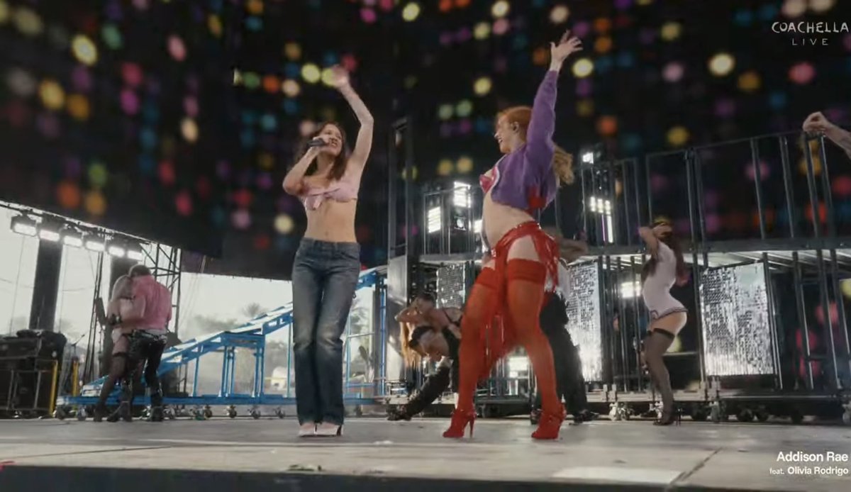 AddisonDiscord's tweet image. Addison Rae brings out Olivia Rodrigo for Coachella Weekend 2!