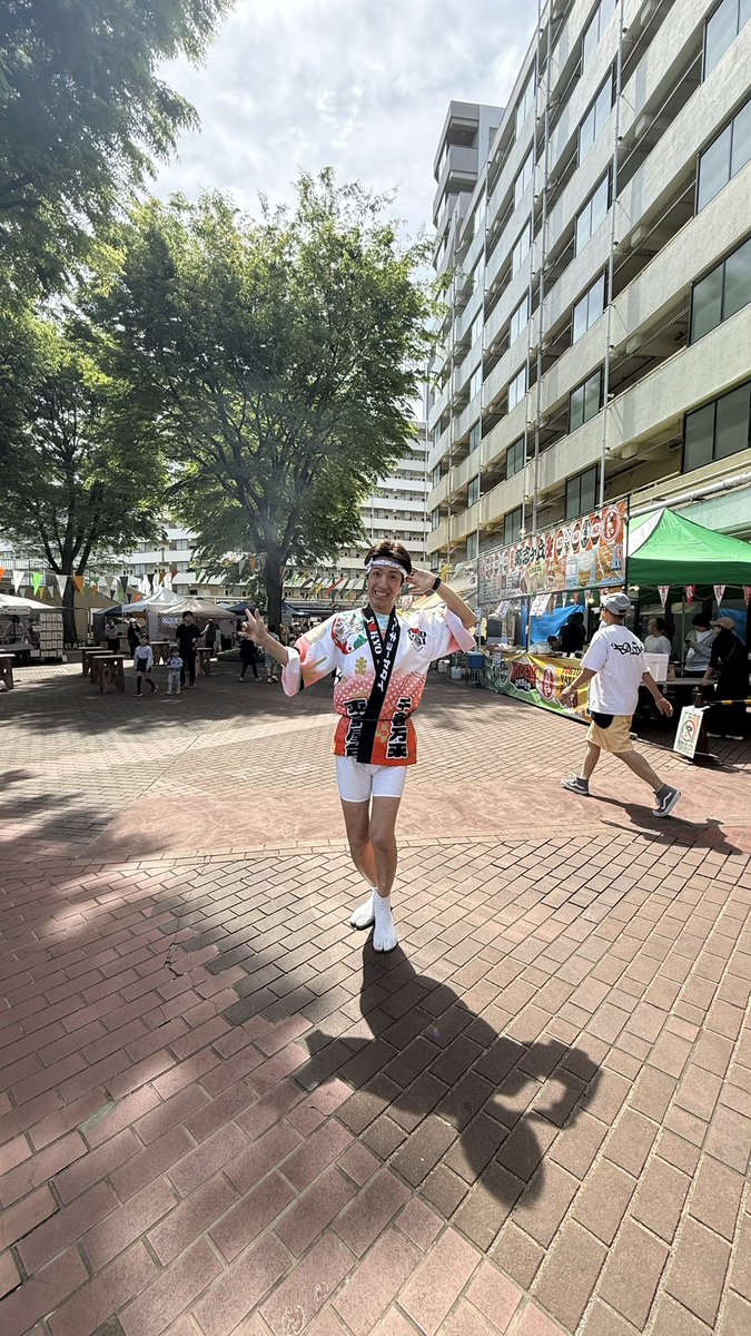 1年後に1万人とZUMBAを踊るツネ tweet media
