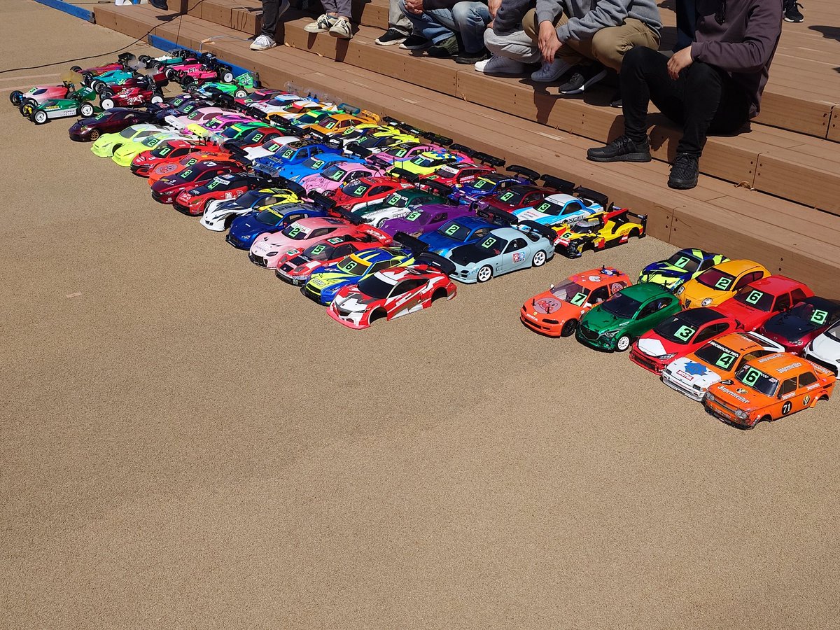 カトー tweet media