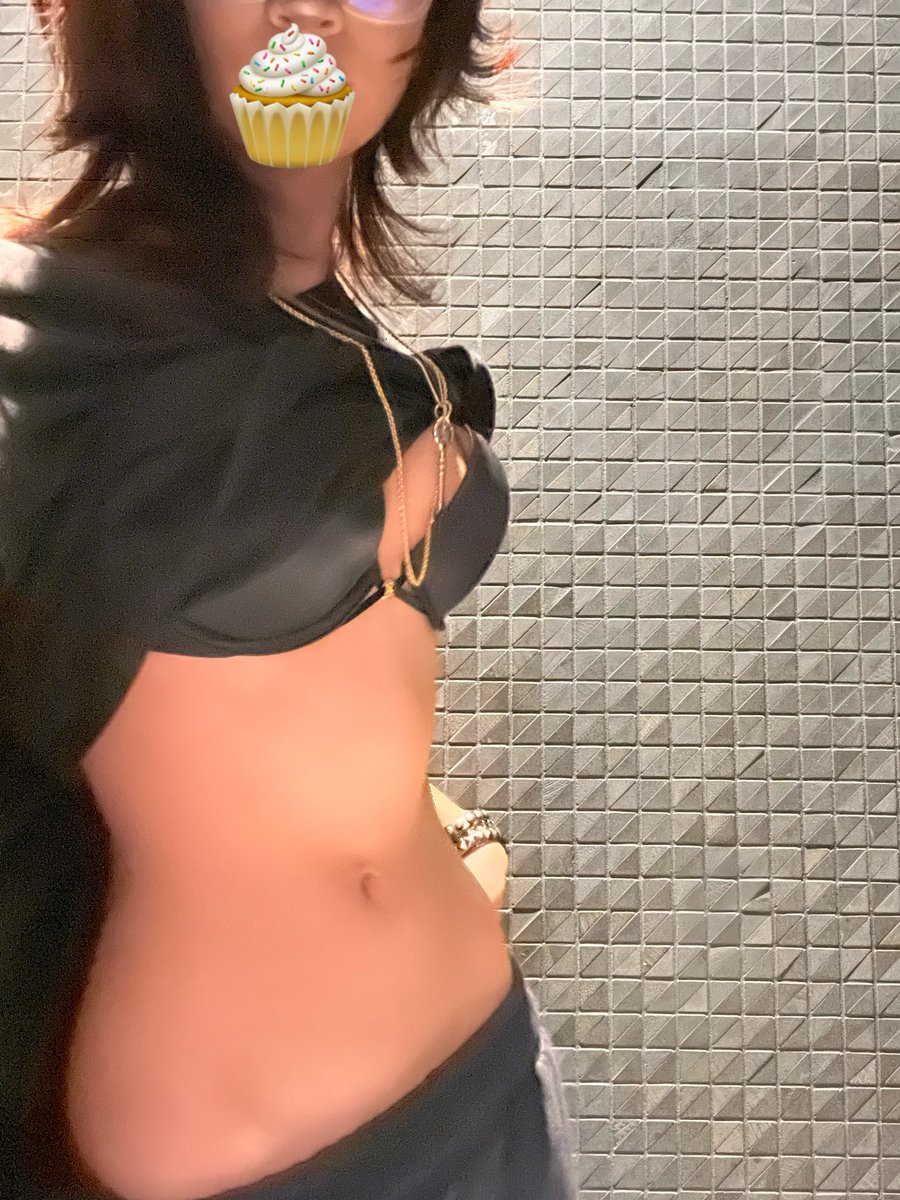 empyreandolly's tweet image. Help why am i big
#edtwt #bodycheck #bc #ed