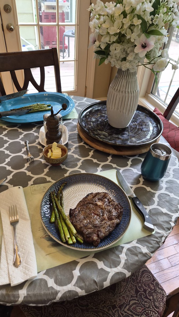 🇺🇸 Carrie 🍑🧀 tweet media