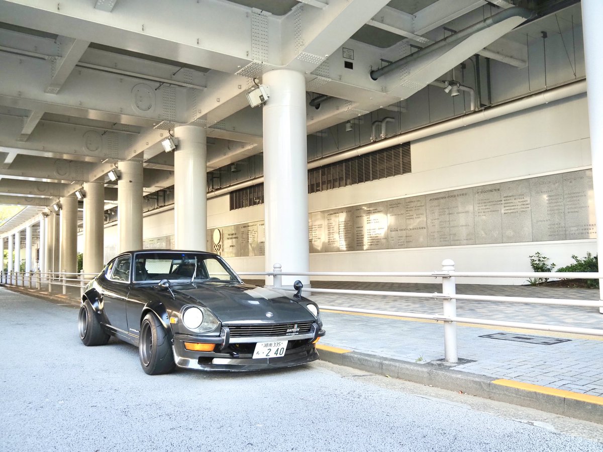 yasaimeijin0240's tweet image. 今朝の都心部はあちこちで警察と機動隊が集結してます。😳
のどかな神奈川へ帰ろう。😊🚗
#s30z #240z #丸の内仲通り #神宮外苑