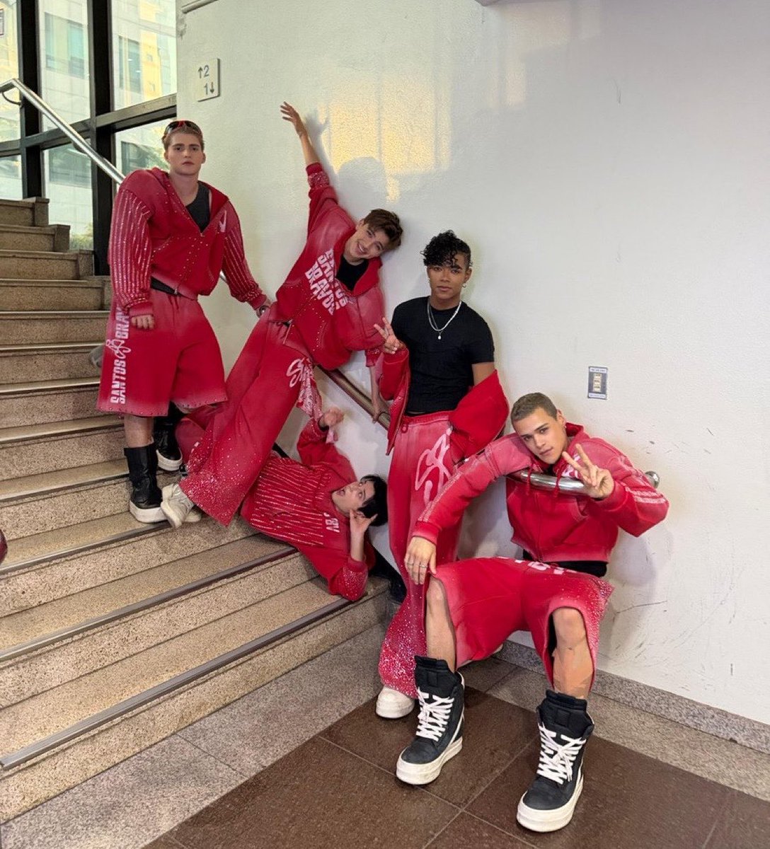 Seeing Yves in Amsterdam 🍎 tweet media