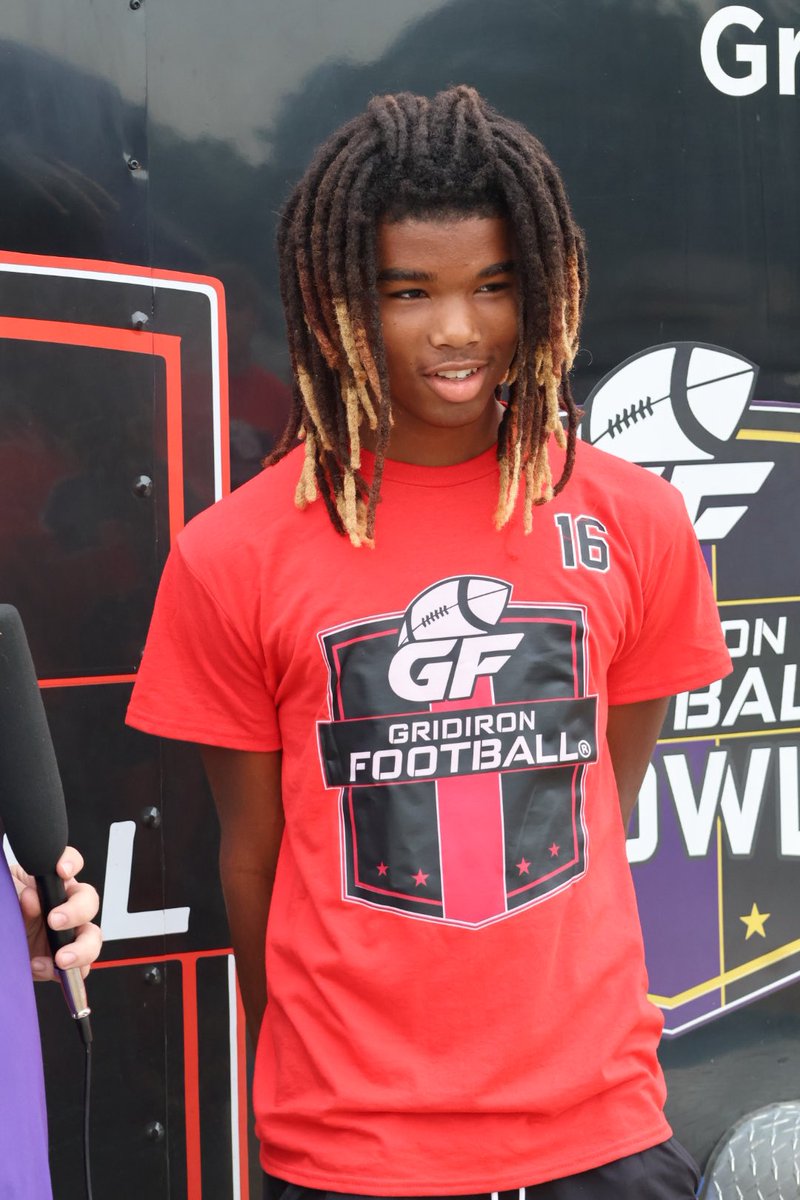 AshtonHackett23's tweet photo. Really honored to receive an invite to the @GridironFootbal camp. It was An amazing learning experience for me. Learned a lot from the other players. &amp; I’m excited that I received 1 of the 5 top performers award https://t.co/GVQc5ByfGn