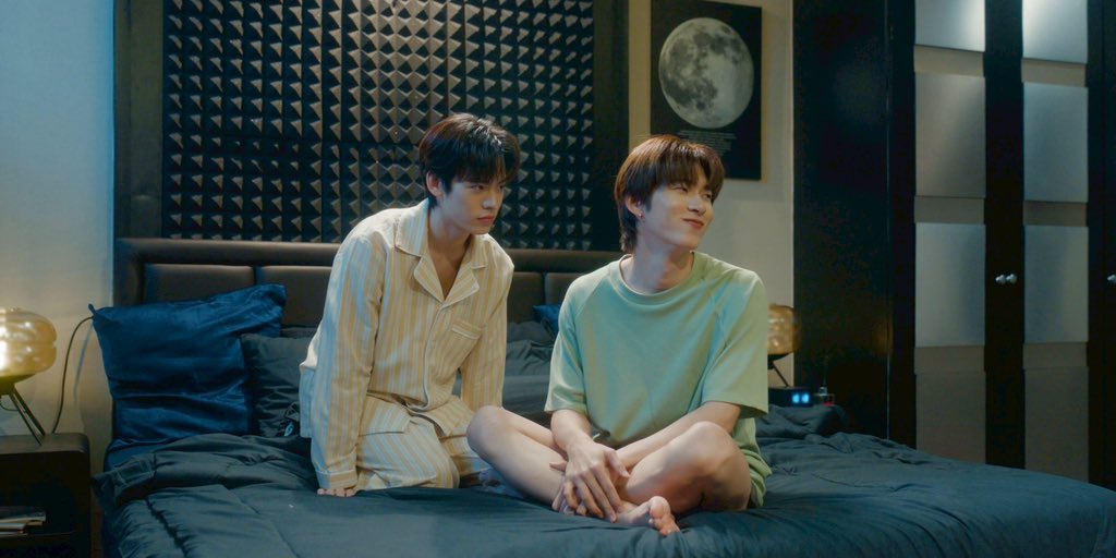 For POR SUPPAKARN ❄️ tweet media