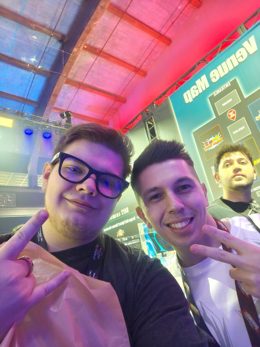 met <a href="/TheIroncane/">James</a> 
been hanging out quite a bit in the Goat Group. Such a cool guy

(yes he rly is as small as me)