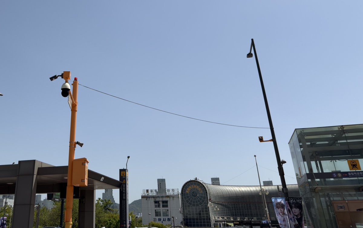 SEE ONLY tweet media