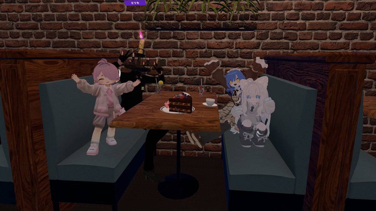 44uto /うと tweet media