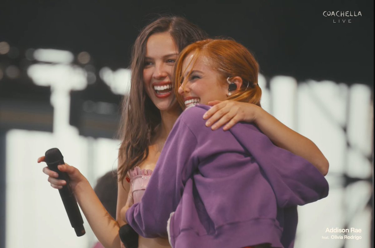 pourlesjolies's tweet image. addison rae &amp;amp; olivia rodrigo