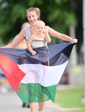 I want to support Palestine with my baby like this!