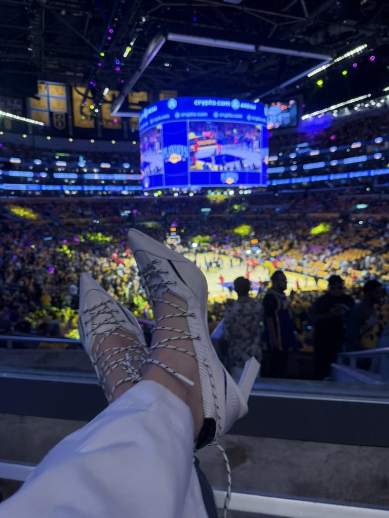 eliseryann's tweet image. ROUND 1 GAME 1 #LakeShow