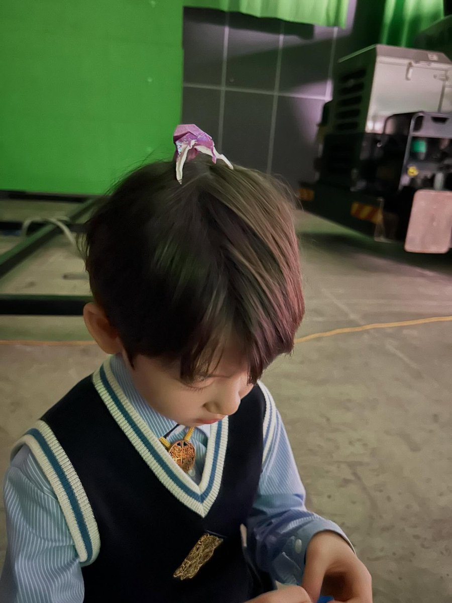 ＫＫΛＴ tweet media