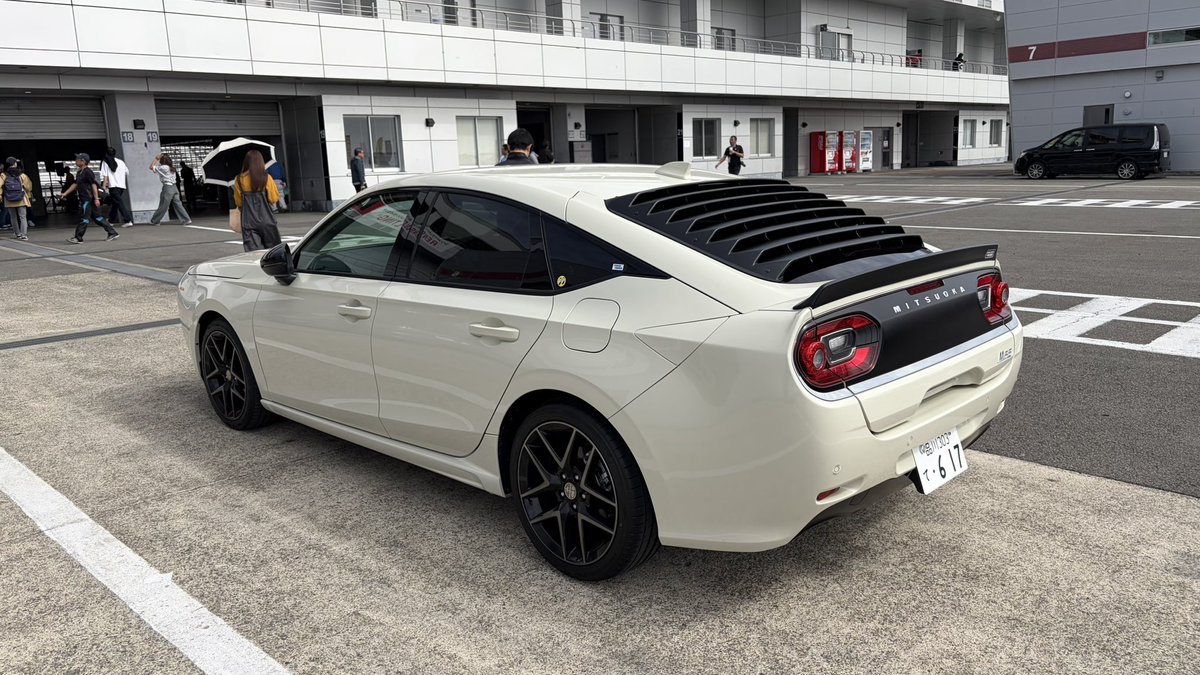 ノーコン tweet media