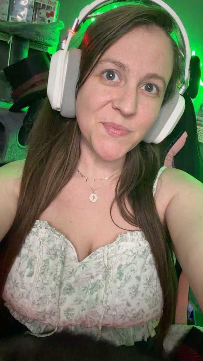 TwistedBootyttv tweet media