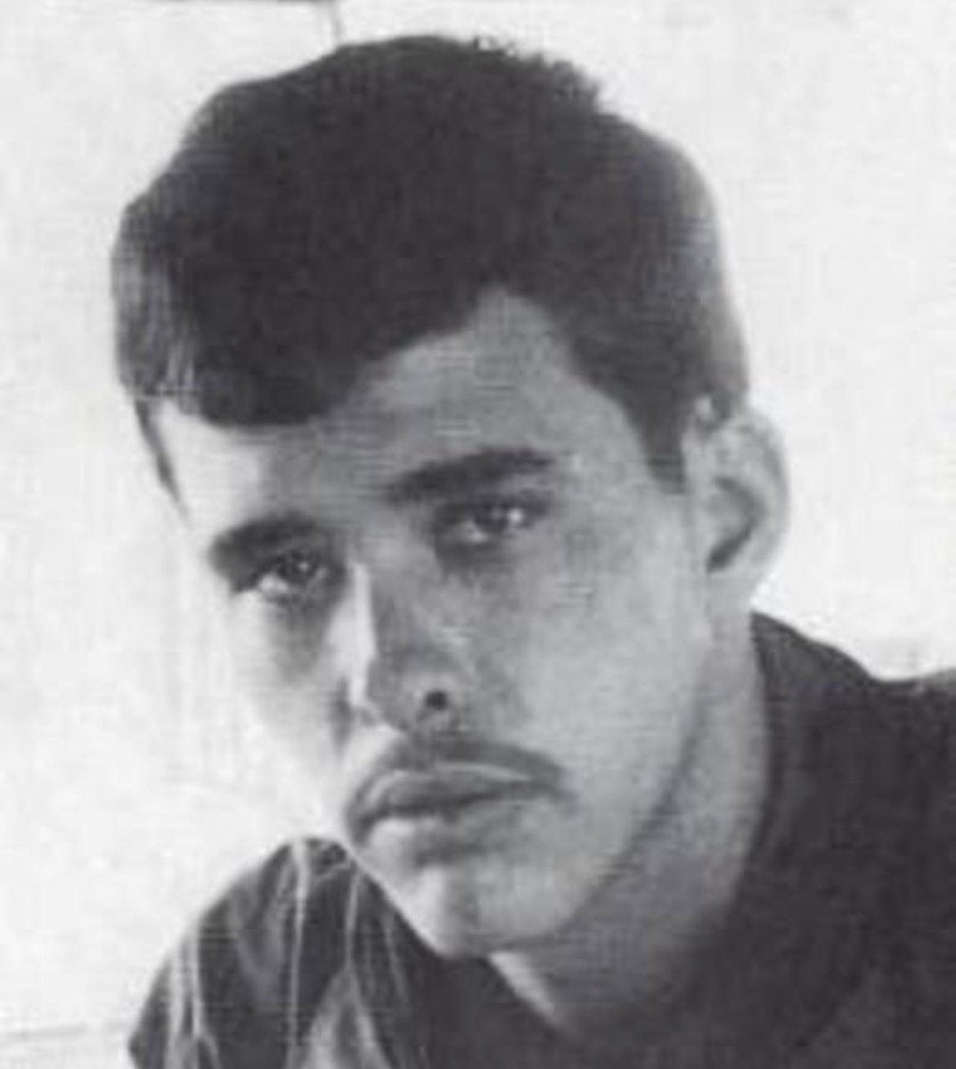 44MagnumBlue1's tweet photo. U.S. Army SGT Timothy Emmett Sullivan was killed in action on April 18, 1970 in Thua Thien Province, South Vietnam. Timothy was 19 years old and from New Ulm, Minnesota. A Company, 1st BN, 501st Infantry, 101st Airborne Division. Remember Timothy today. He is an American Hero.🇺🇸 https://t.co/zUl5b0unyJ