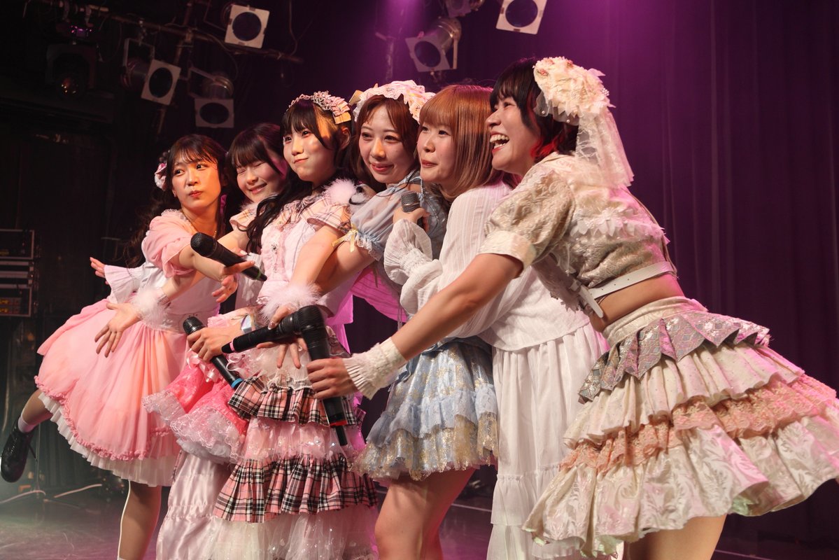 じぇすろー tweet media