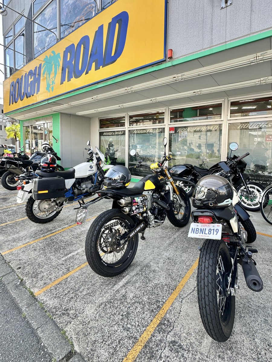 nobtree's tweet image. 昨日は地元の友達の息子が大学生になりFTR223を持って上京してきたので、トラッカー同士でとりあえず近所を案内したりなど。
若い世代のバイク乗りに安心して楽しんでもらって、それを見た同世代の友達が「お、バイク楽しそうだな乗ってみようかな」となると良いなぁ。
#HaveABikeDay.