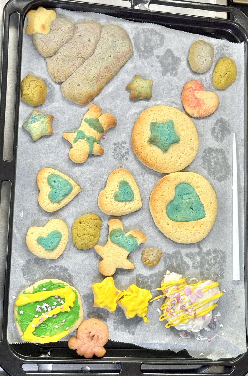 SiOMiYAAA's tweet photo. クッキー作った🍪 https://t.co/S0lugQSZfZ