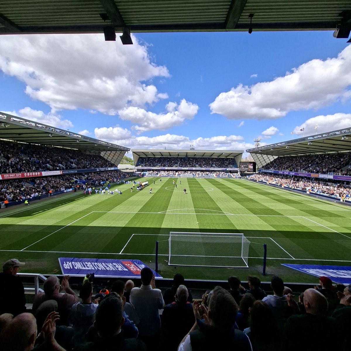 ianrose80's tweet photo. Great weather &amp; great win win yesterday. Ollie got into a bit of banter with some Birmingham fans at Doncaster on the way home! https://t.co/msnG60f1O1