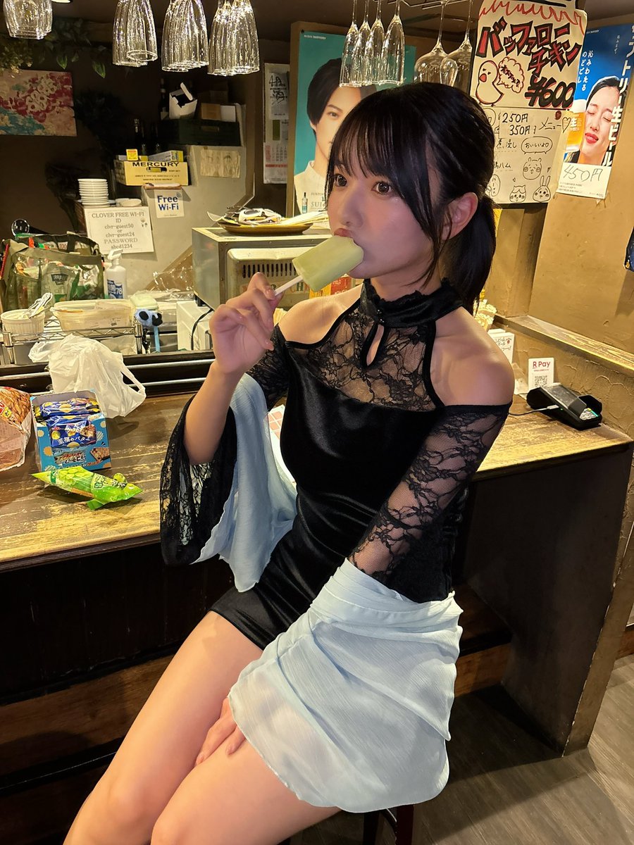 奥ゆい💛🥁🎧1st写真集『ゆいゆい』発売中 tweet media