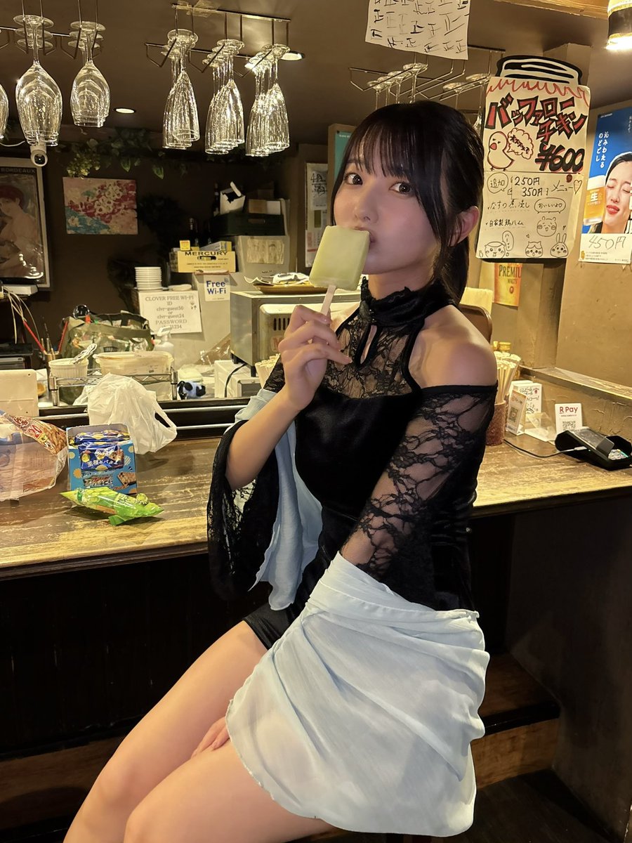 奥ゆい💛🥁🎧1st写真集『ゆいゆい』発売中 tweet media