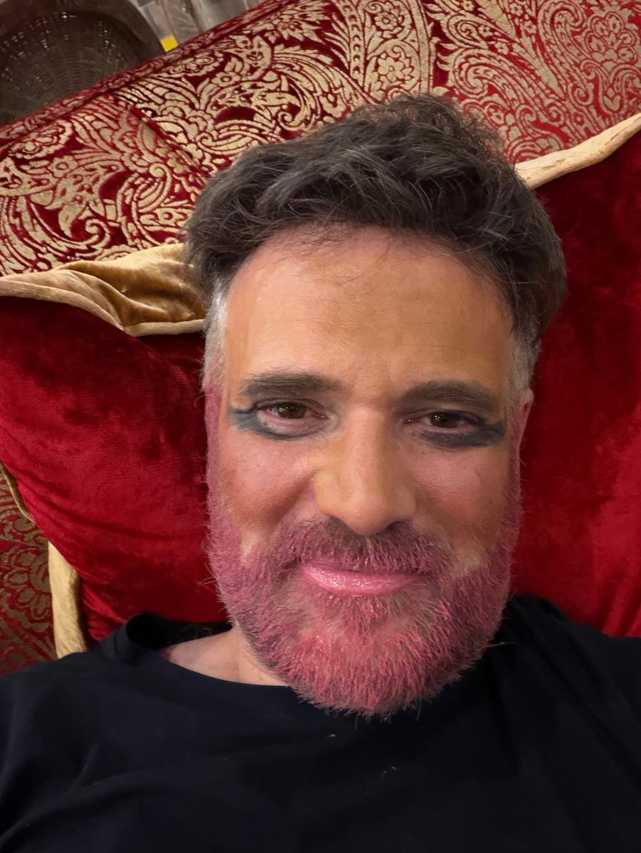 Charles Hanson tweet media