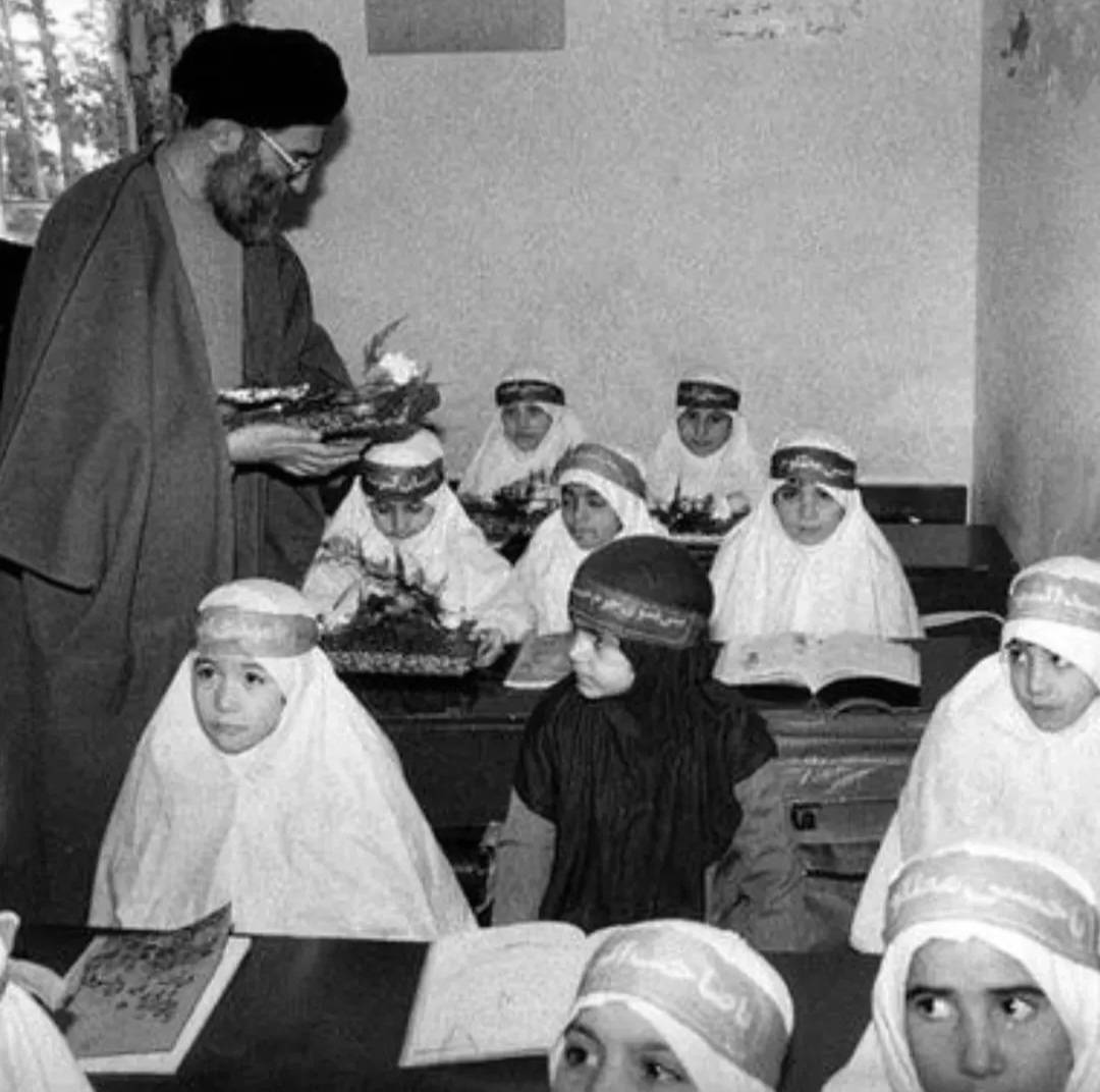 آقای خاص tweet media