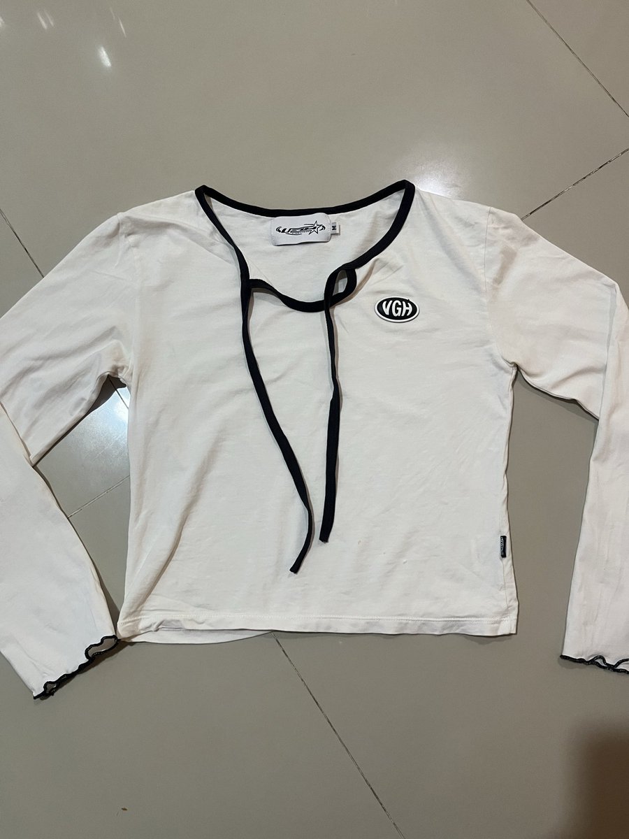 𓏔 👚🛋️ พร้อมส่งคับ -💧🌟 • tweet media